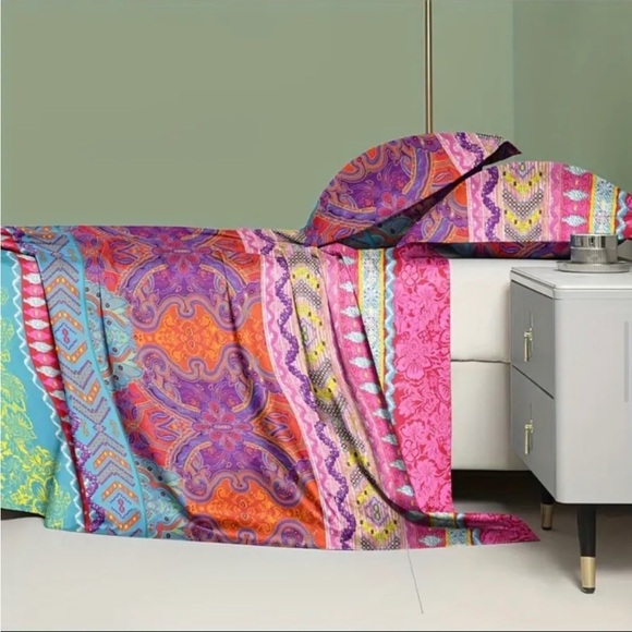 Bohemian Twin Size Flat Sheet (No Pillow Cases) - Picture 6 of 6